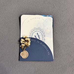 partecipazione matrimonio personalizzata elegante love is happiness ceralacca fiori secchi